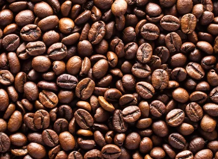 Roasted coffee beans, a familiar reference point for the 138 mg of caffeine in SodaSlim